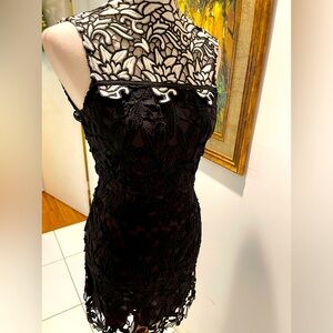 Top shop Black /White Lace Fitted Dress Size Small